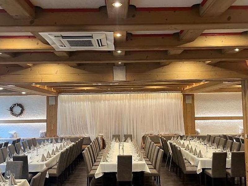 FC4C42F9819BCC410CA10EA3E875A15D