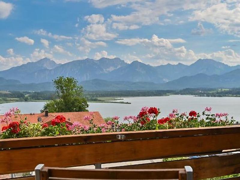 9F941721C6BD4A23BD8B704C822DBCE6