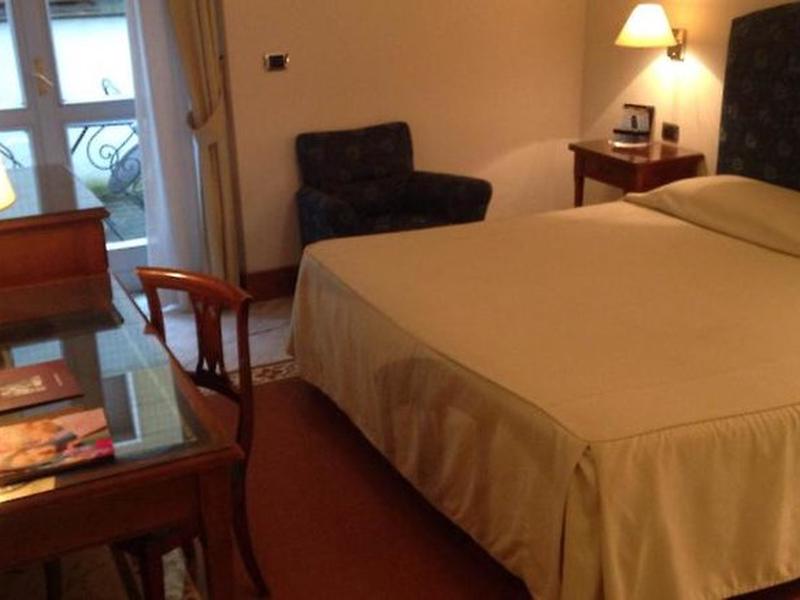 21E03CCC9A37144BBB29168614B6348E