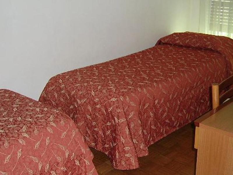 E9C79396F864239EAF7321A399DB94A4