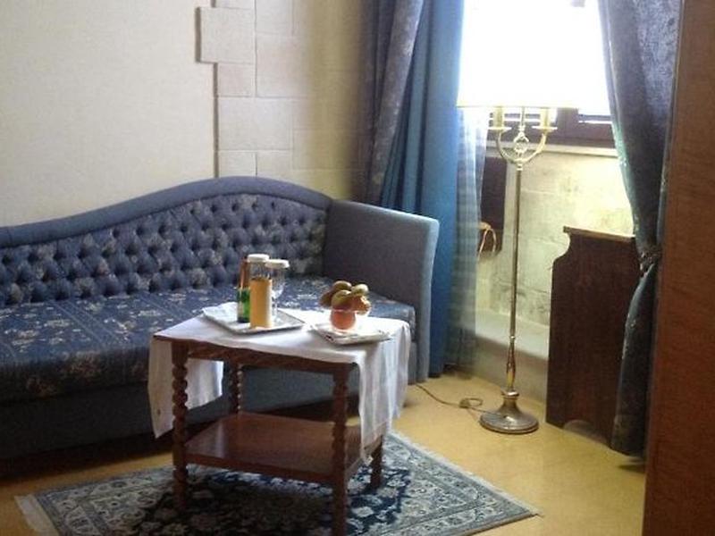 344689F260E508DD92F0C2EFD6CDC993