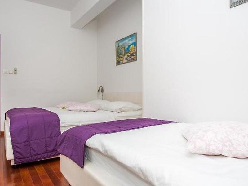 28A7FB0E68AC3D8A3A59B20B489D800F