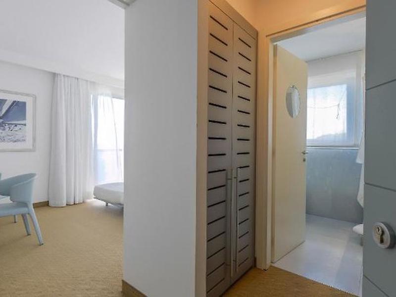 C781E4F8678A10FAD79C9D97371279DA