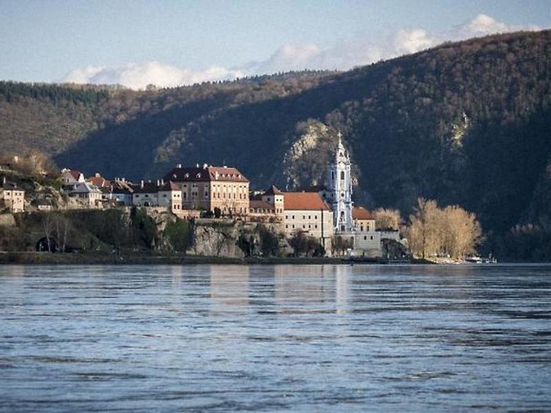 412C9923C717E0399BB30985200BBC63