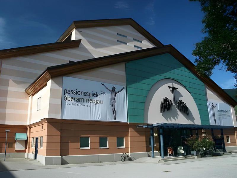 F66D9E7CC9BDB06D627B407E4C9B49E8