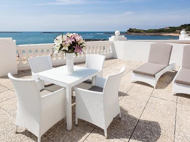 20EAFD04EDB26348DBAEF3E98902E746