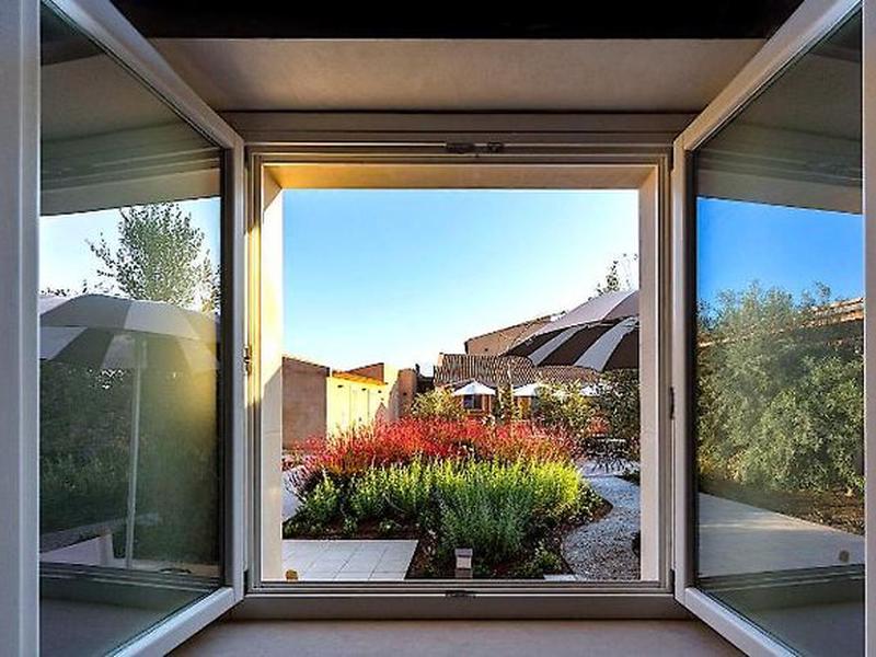 576A324625C1430E320A6A4D46283AAF