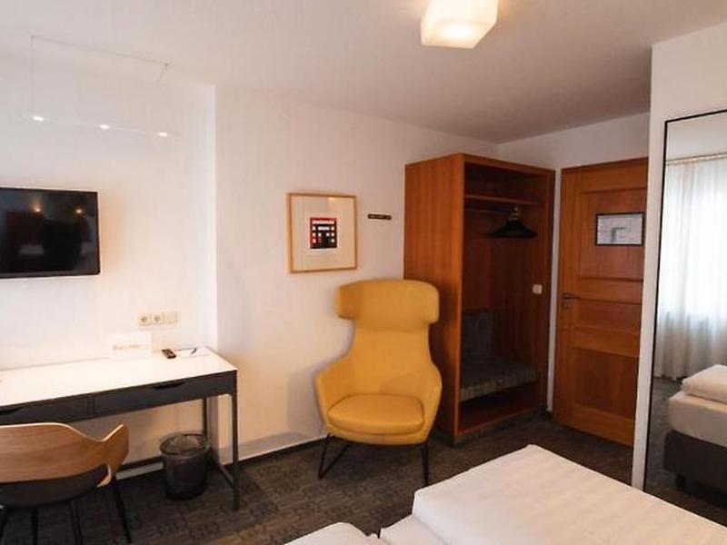 6BE4C6ECBA59AD56ACB61345D6C285F4