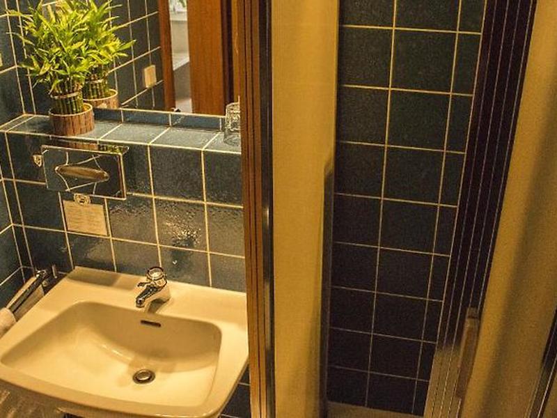 54F422CAEA868CE05F1A0FB82BEEBBC1