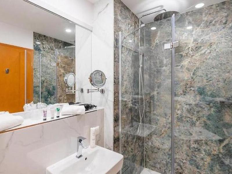 671F628F170155BDCDE48FF6C5FA26D2