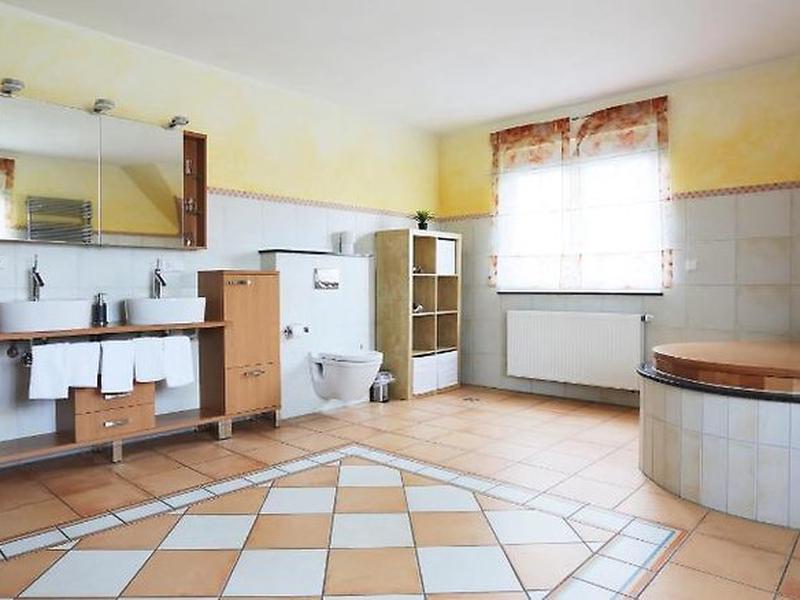 8993A80599D5E2C358F5E876D7801A4C