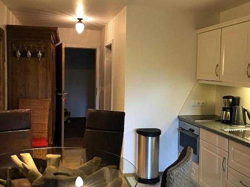 B873030C27A72D11EC1B7D9C93F190E2