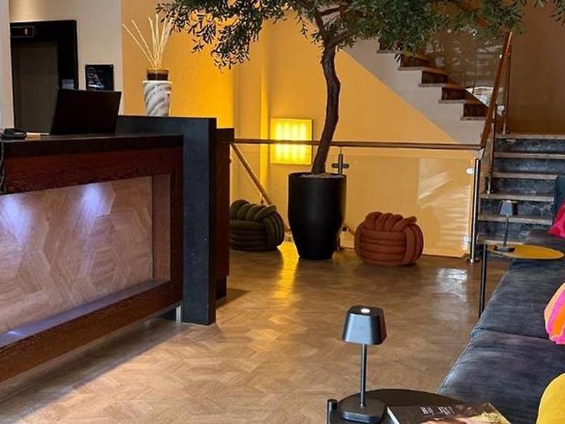 C563EBAA5B5A1E41CC1840D188EFCFE4