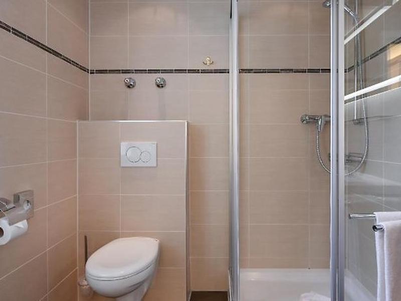 7339C0BCE5E2F7FE44F0EA737190ED62