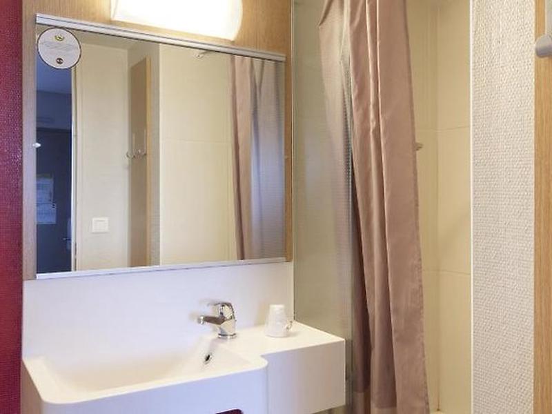 DA23ECA234520337789FE52F6DFA03F3