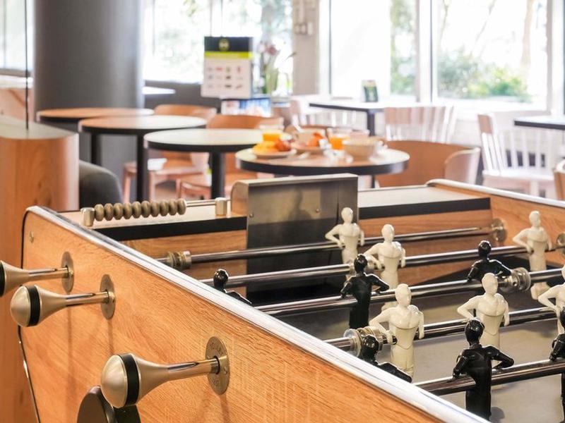 E04047CC60E41C6683B09838E02BB9C6