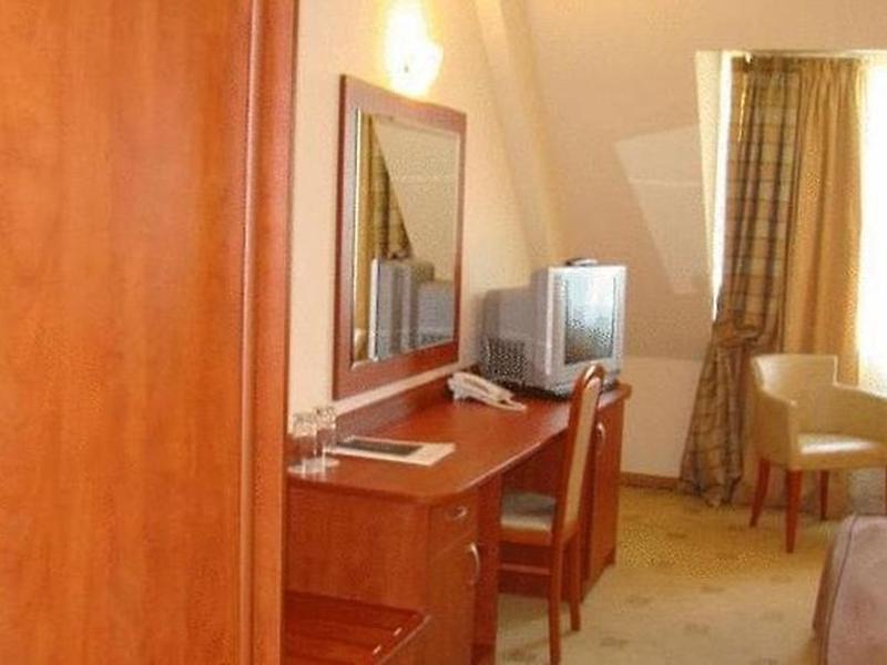 C94F625F55E3BA61006A01BA85A895CE