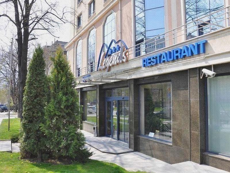 4FA88F3EC83E861F5C6A6184BFB4FF0A