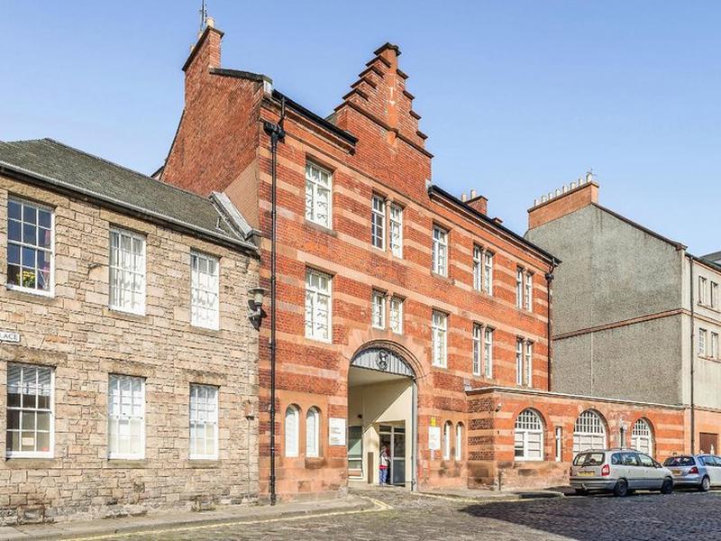 6C0049F17B7B1EBBFB57EC0F25C987C9