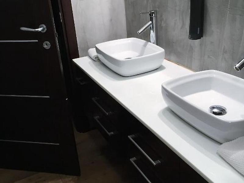 2E9EC12D807C0A6185BB77E4CEAA3821