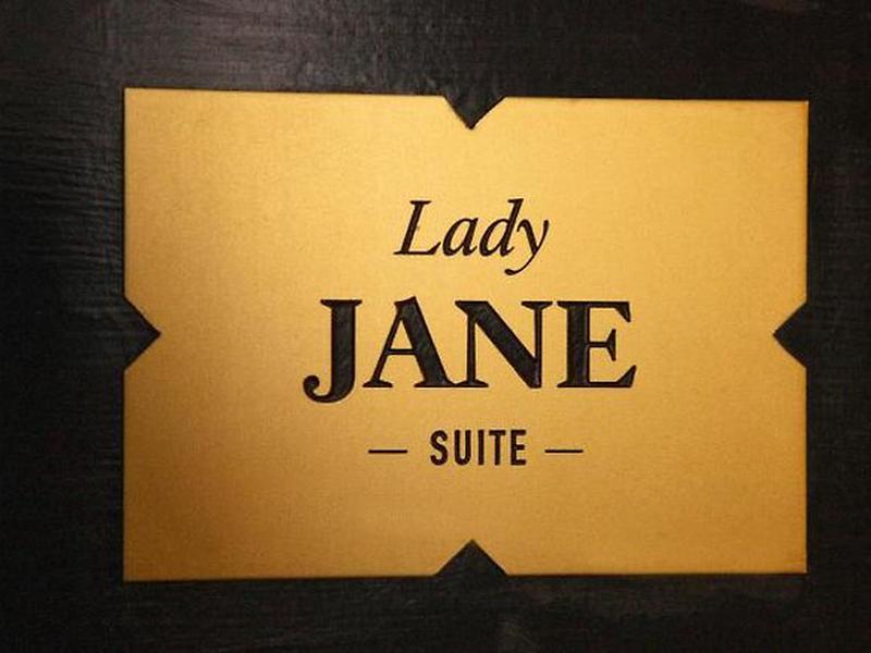 81CAC9328B269ACFD0EFD3BEB5F7E7D4