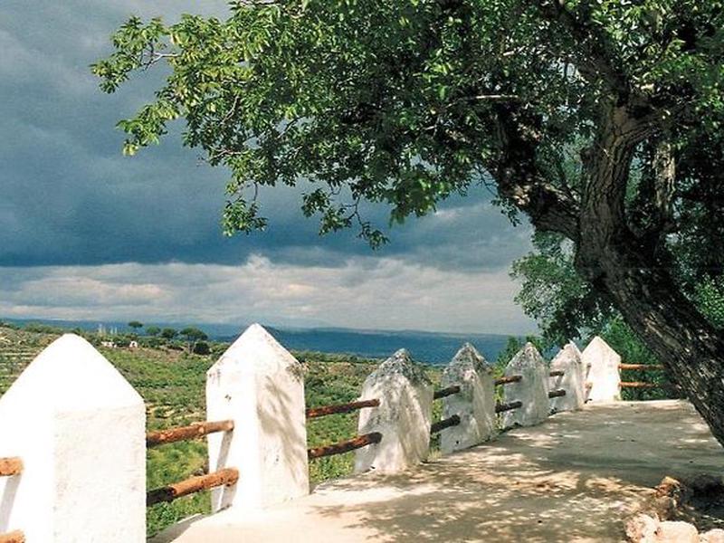 B68264903E87814D331C40A2F514D4D7