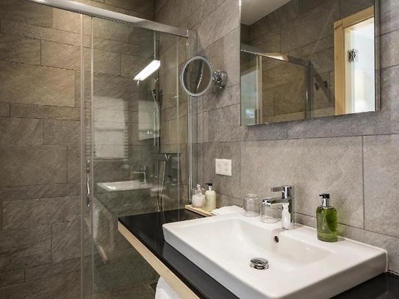 8AB8E006DCD1446D2D141E863AF0DBD1