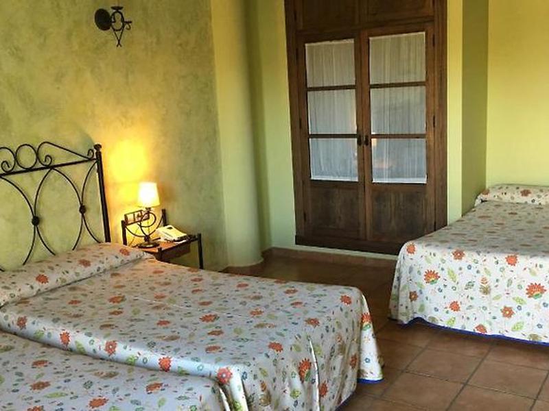 6B317024BBF06E7E8EB9AFFFA888450C