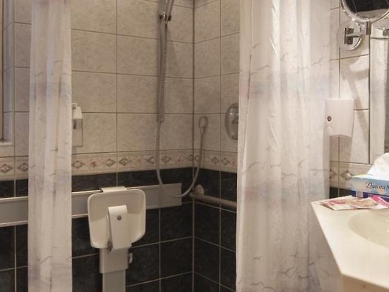 E07D9495FE4F0DC766EE20C7C6F6AF9A