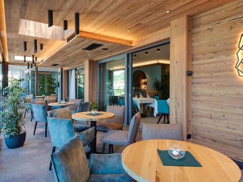 0B047772F4F005C20B68F269A1E5695A