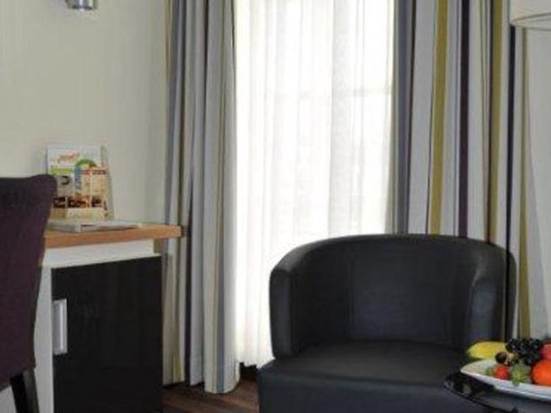 C62DAF4293D532B30A9A6AFDD55D3EE2