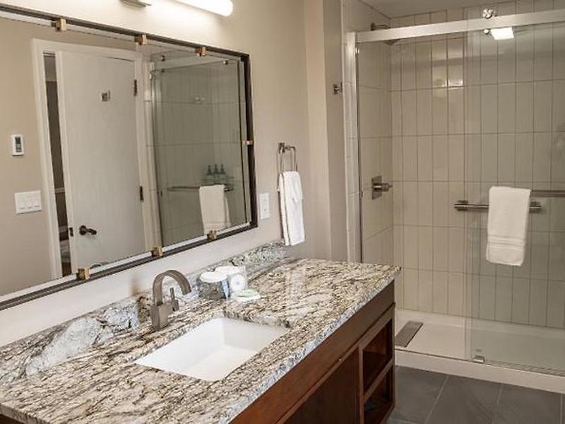 DFDBD2775B4D0947D3AF151B266B0C24