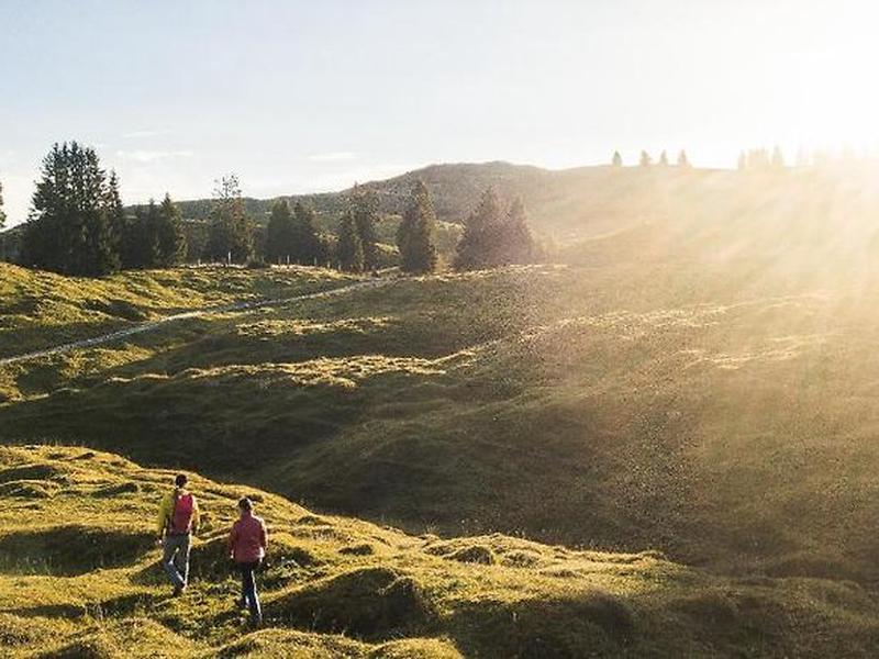 073DABB738E4AEB605BC6D70C97DB738