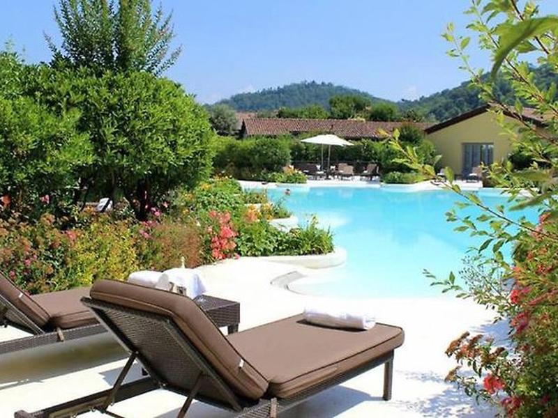 8FDB5584304A77503FE126D8AA724FB0