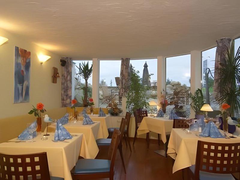 493CE2A4CFEC3F8D6179F8FF90801E60