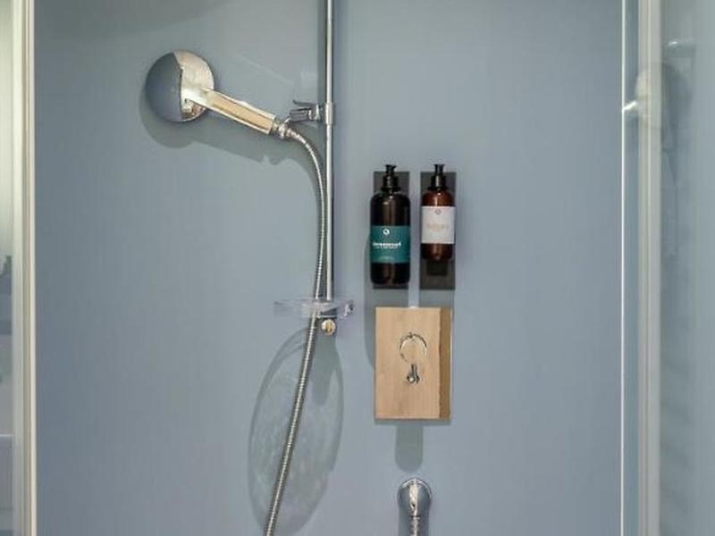 B19041B69BCB7C0FC79FA5B91E846FFE