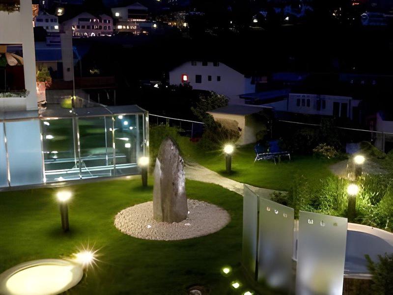 BA12FD446B19DB5603F9826461DF3AEC