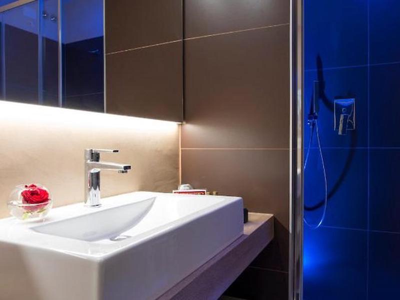 3F49CCC968B8F8940B865ED28922F1B8