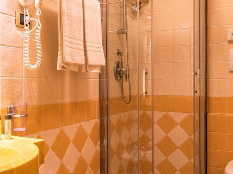 147AA4105E4E2F10F28CF5C93AB5A42F