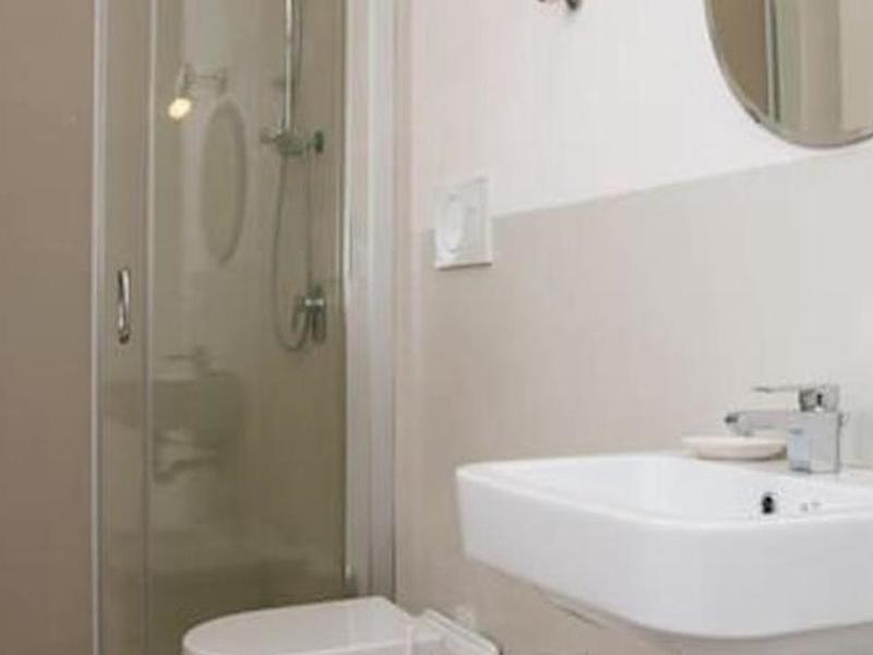 38B275A52D73E0B03409D49539C055C6