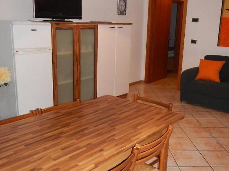 E918D3DC9FF4D7D530E538F81B757001