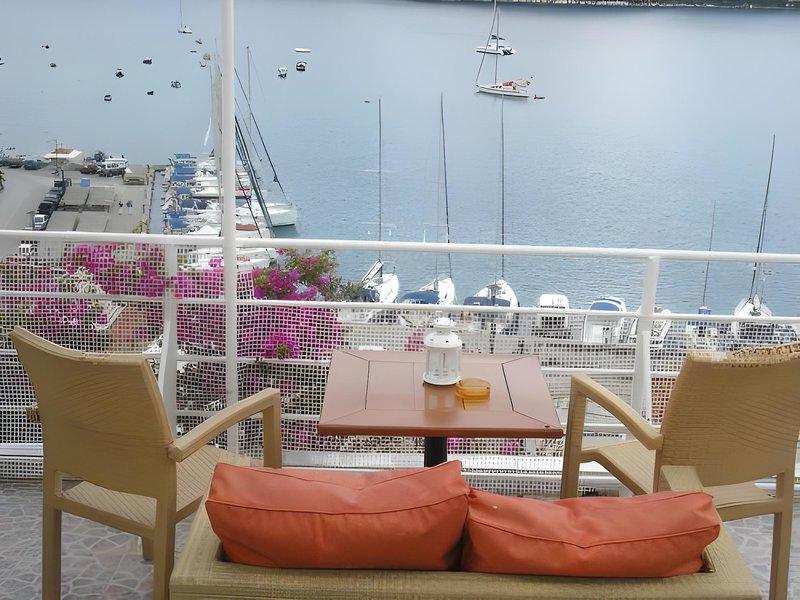 BCE7B0213D2870107ADA424BC4C1B7EF