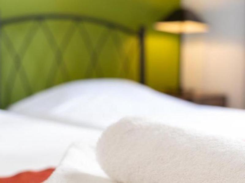 98AEA17ACA36B49C21264C4E3F759CFD