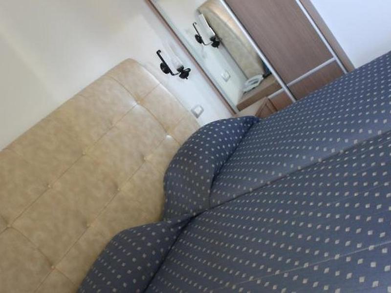 8D9C8A1953C3ADDBCDF3F13B164D646B