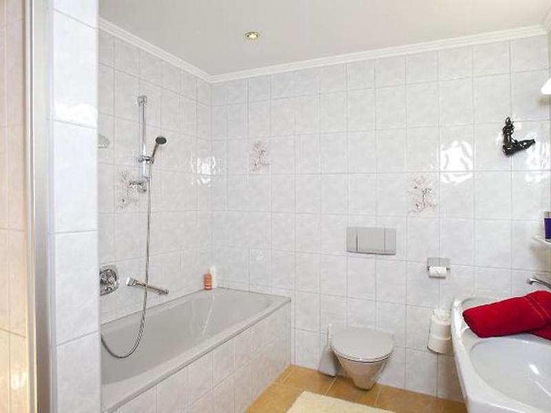 1FA8B36383D68202E4E75E3BC3954362