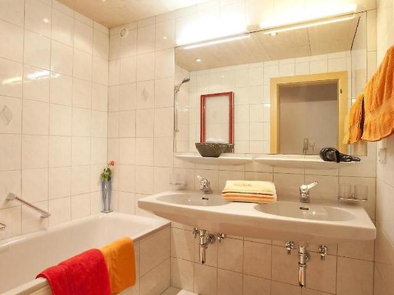 5F0C0929FAC31AEEB488C3A69D32EAF6