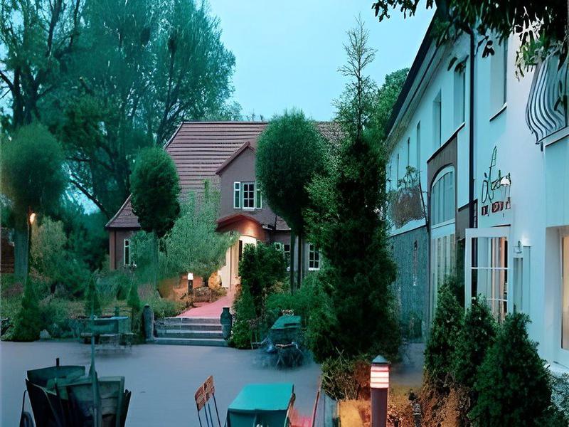 0C7DD06CC3BC23A8DA98A07BCD7B810E