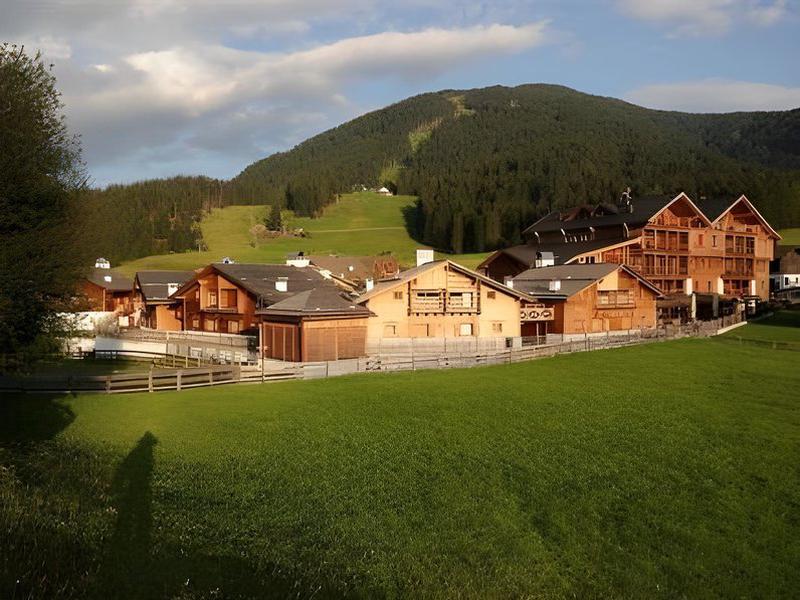 5C2BA44AF7A1D1A88F431A35BEBC5A40