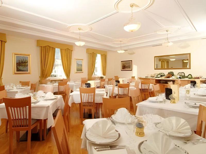 6C524063FFD03221EE6F9BCE655D3A5F