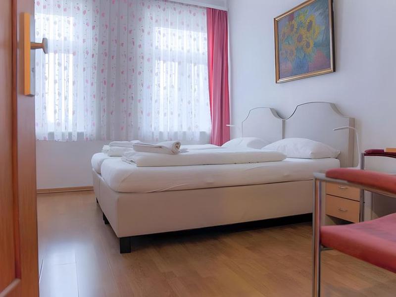 27EC33A704E45BB1EAAD0BF94D6B872B